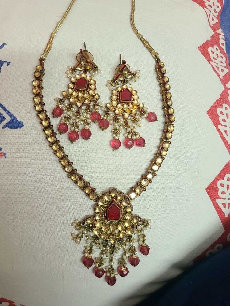 Red &amp; Gold kundan Necklace Earring Set