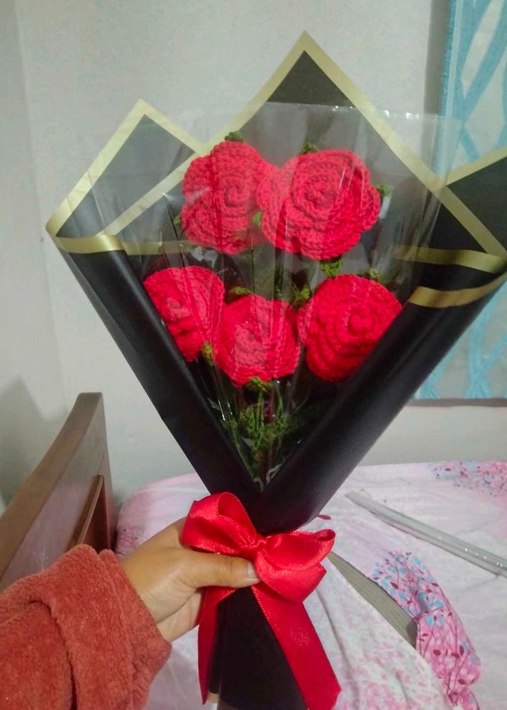 Crocheted Red Rose Bouquet