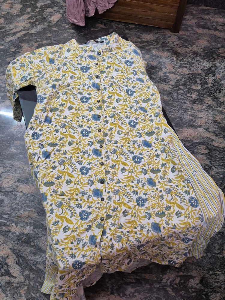 Stylish Floral Print Kurta