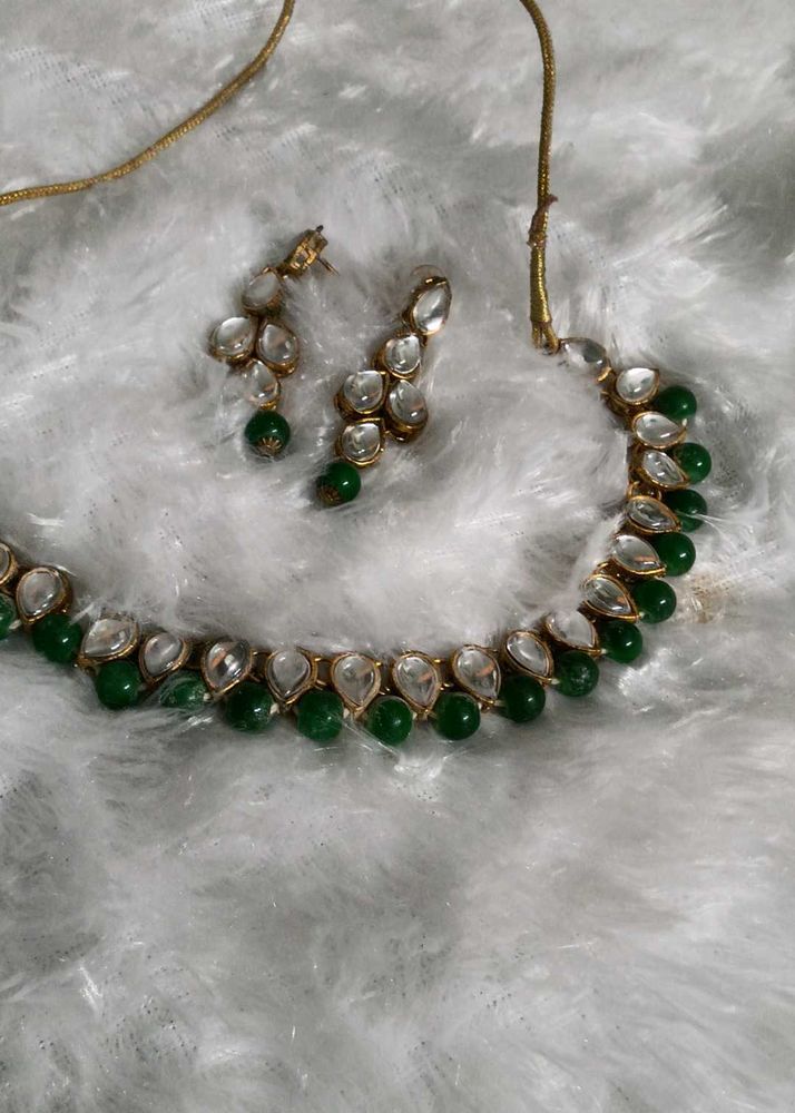 Beautiful Kundan Necklace Set