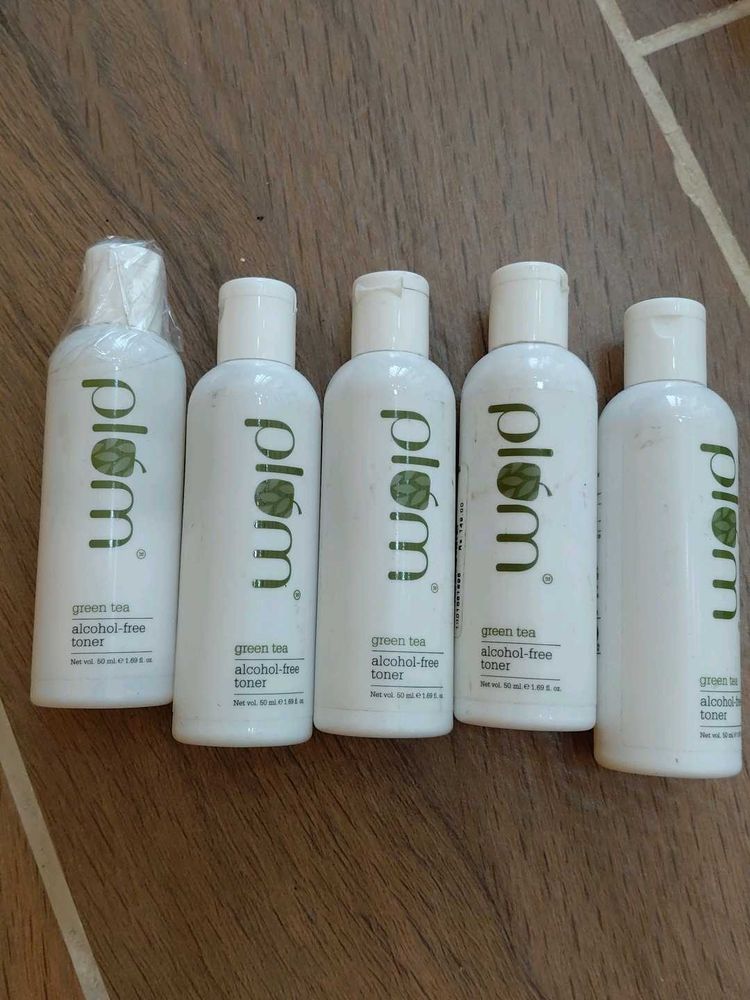 Plum Green Tea Face Toner