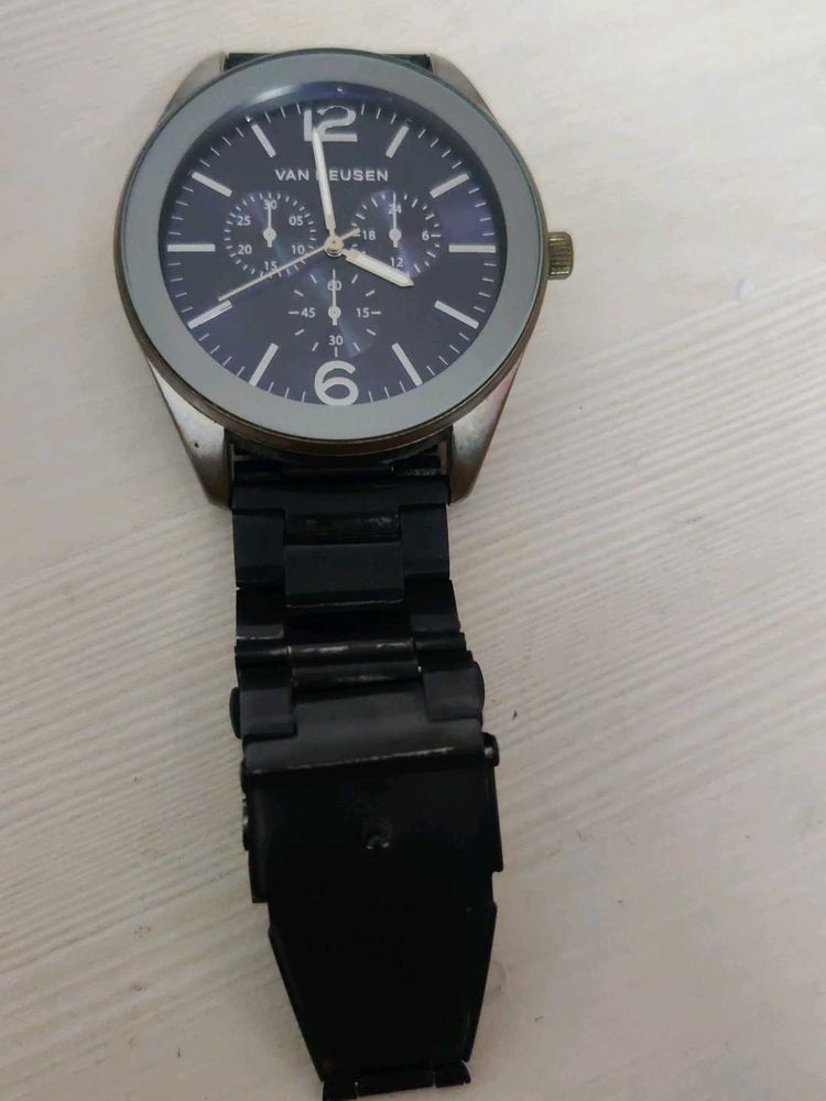 Van Heusen Men's Watch from London
