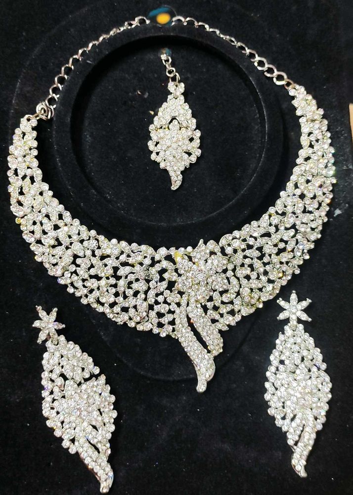 New Whitestone Jewelry Set