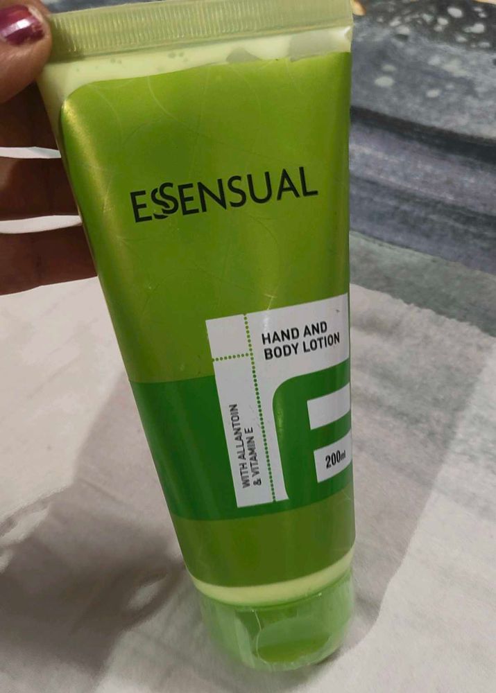 Essensual Hand and Body Lotion