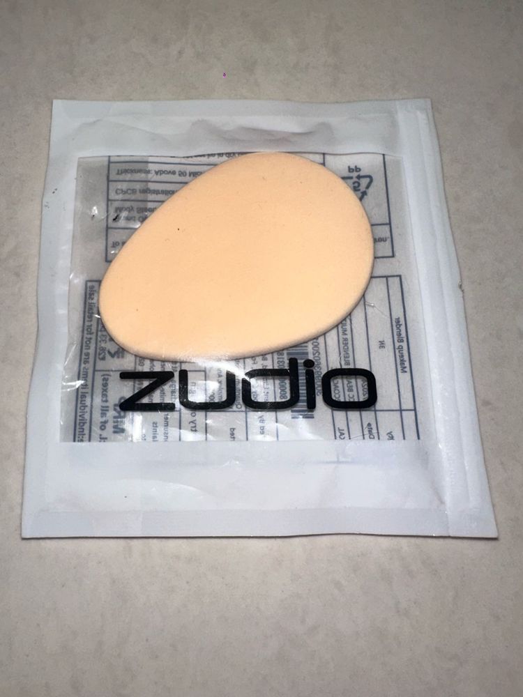 Zudio Makeup Sponge