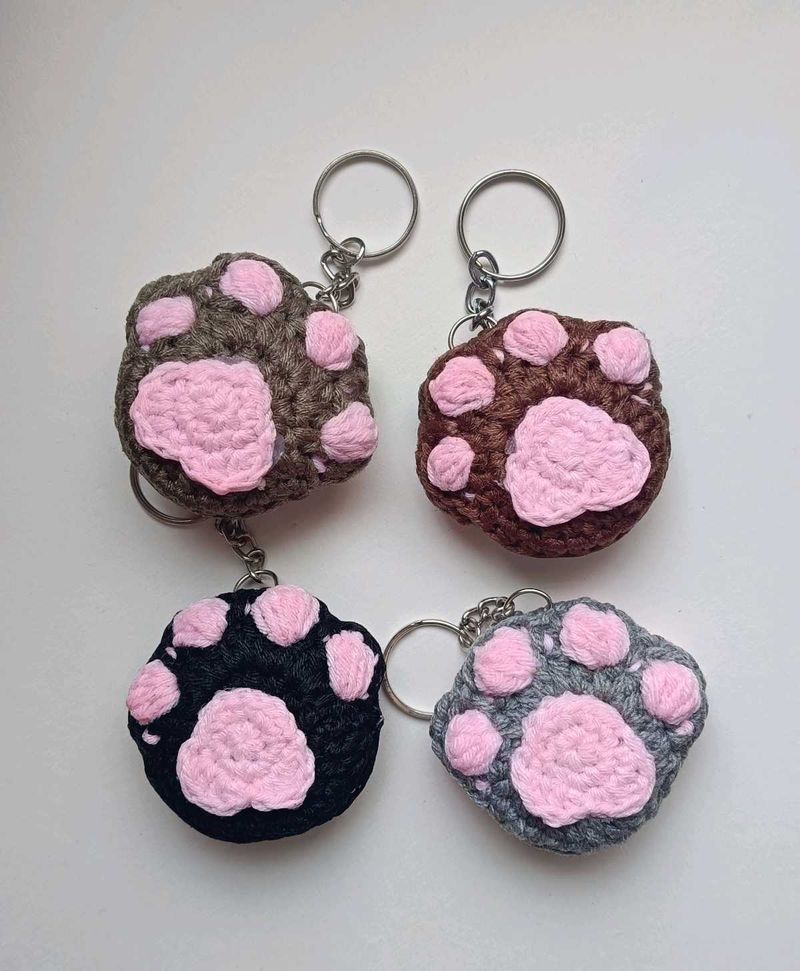 Crochet 🐾 Keychain