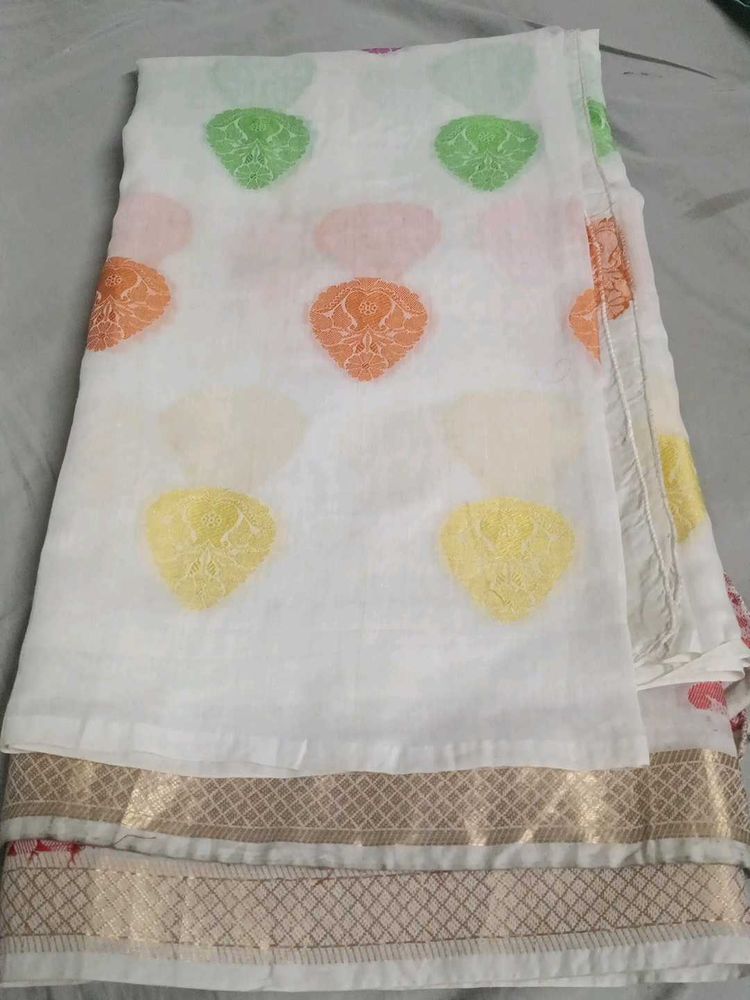 Elegant White Saree with Multi-Color Motifs