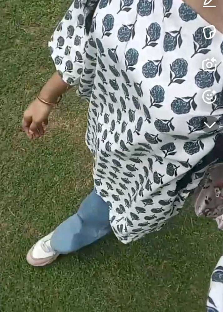 Chic Printed square neck Kurta✨
