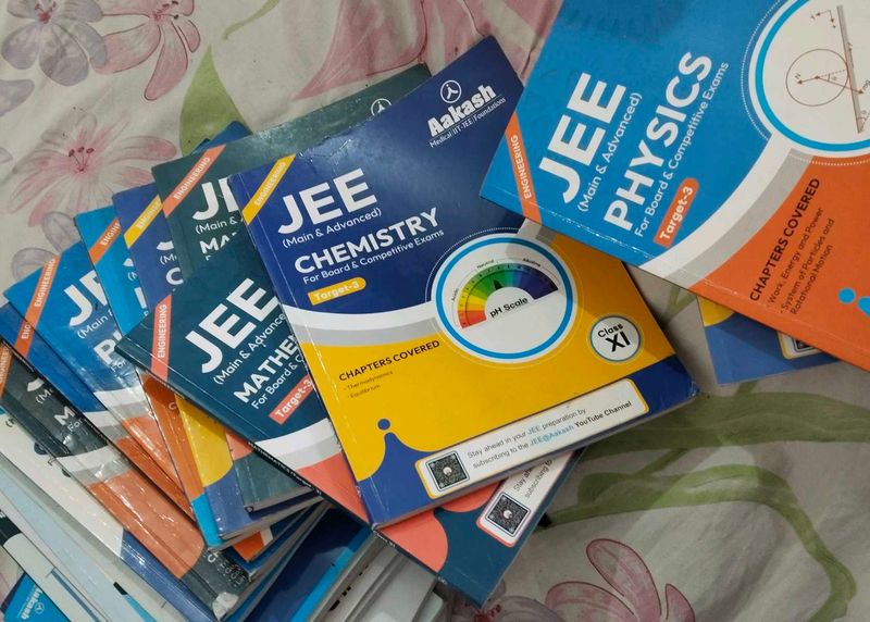 Aakash JEE (Main &amp; Advanced) Study Books