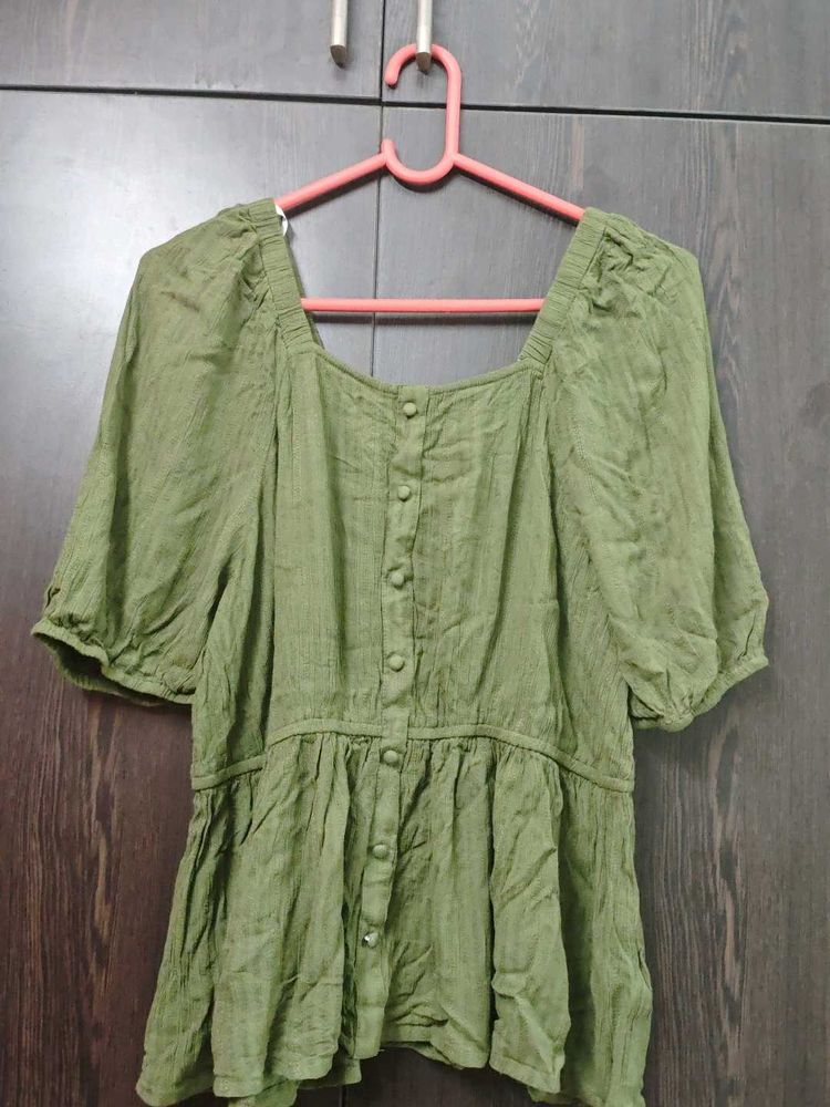 Chic Green Peplum Button-Up Top