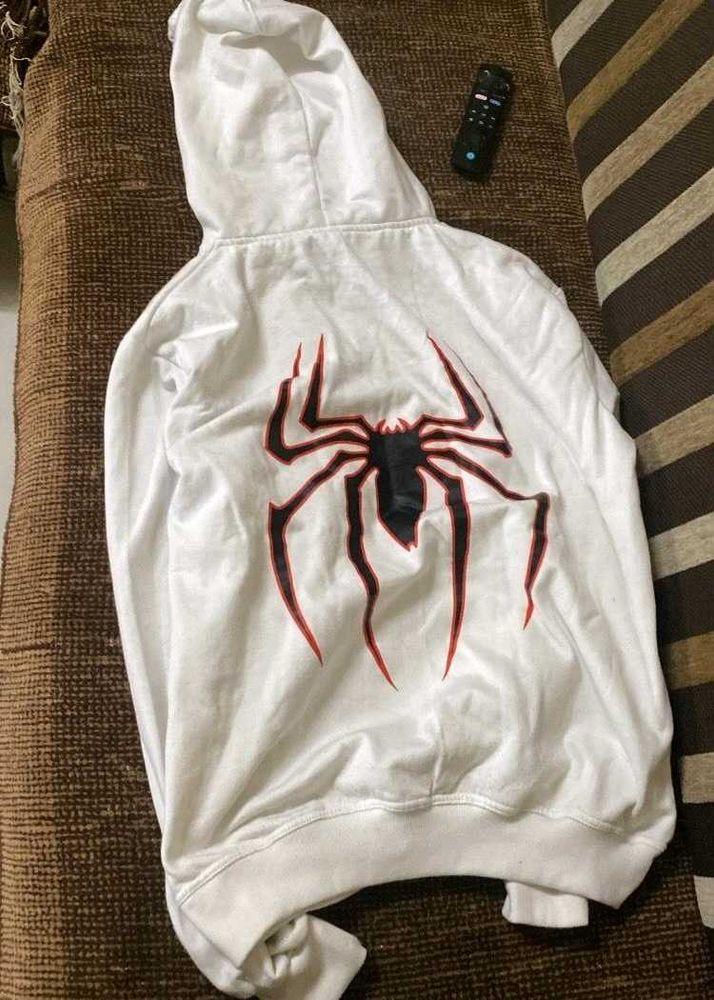 set of 2 Spider Hoodie black and white