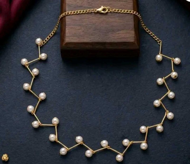 Elegant Pearl Necklace , New unused