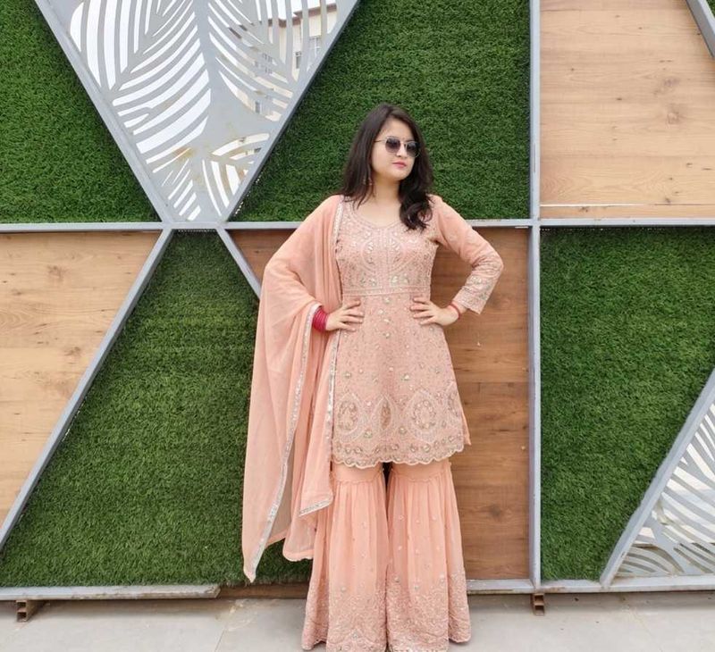 🌸 Stunning Peach Embroidered Sharara/Plazo Set