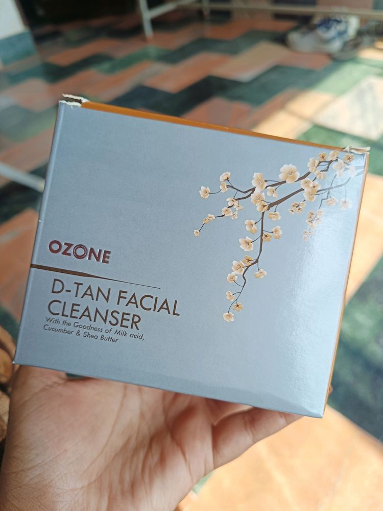 Ozone D-Tan Facial Cleanser !