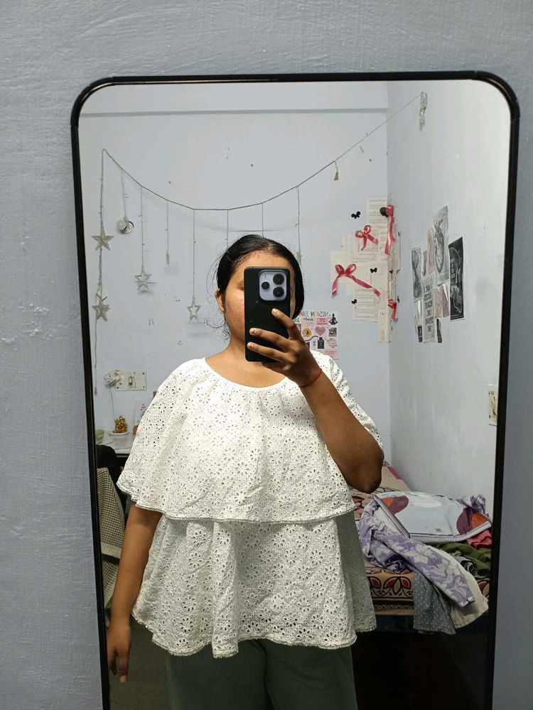 Chic White Broderie Anglaise Top