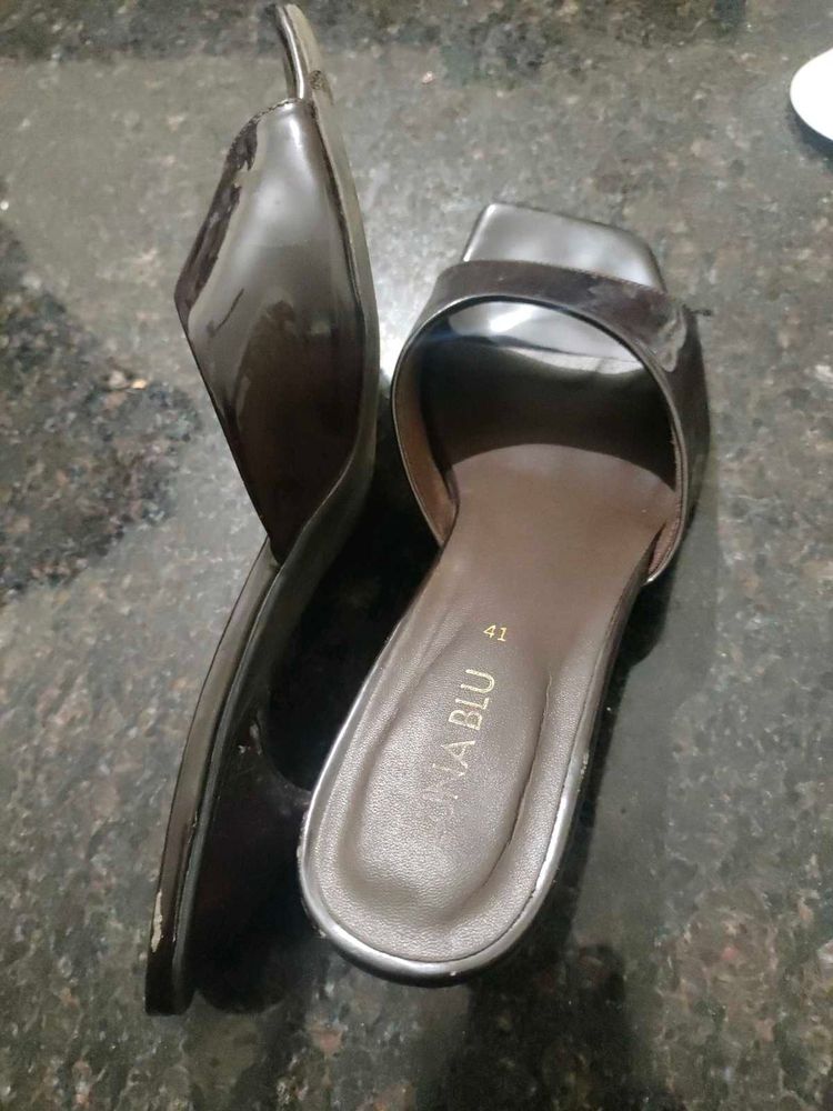 Luna Blue Heels