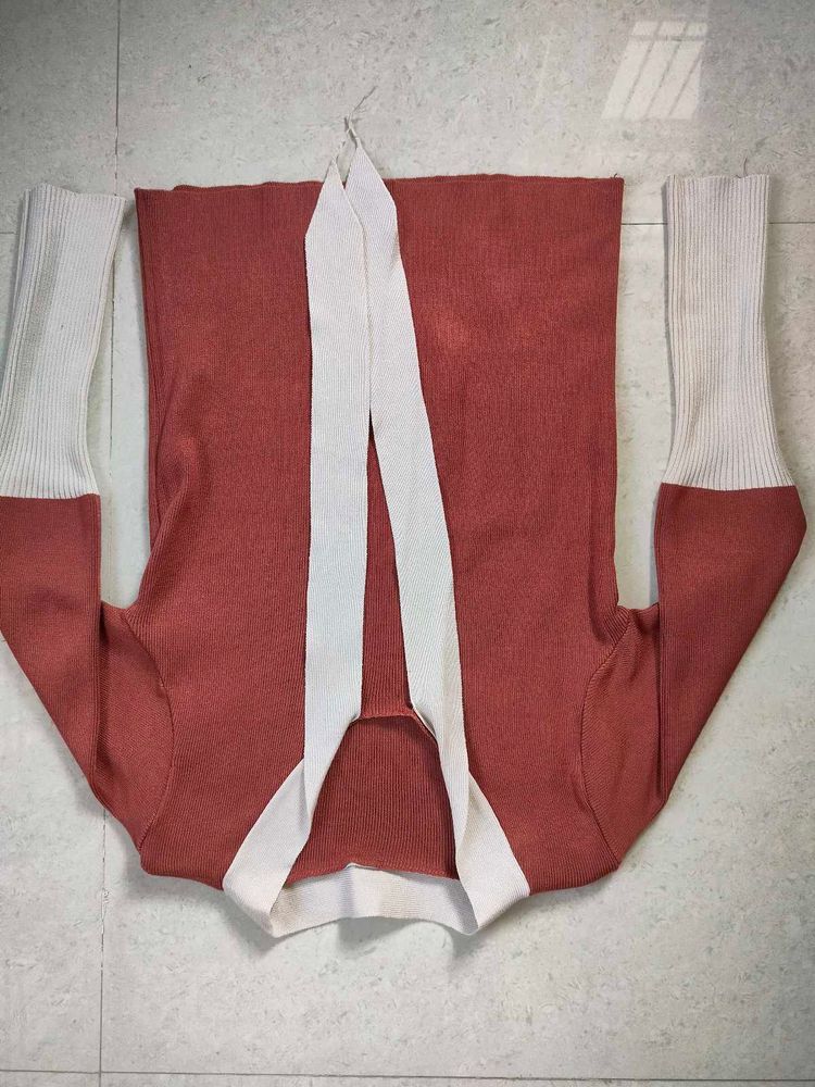 Stylish Contrast Trim Knit Top