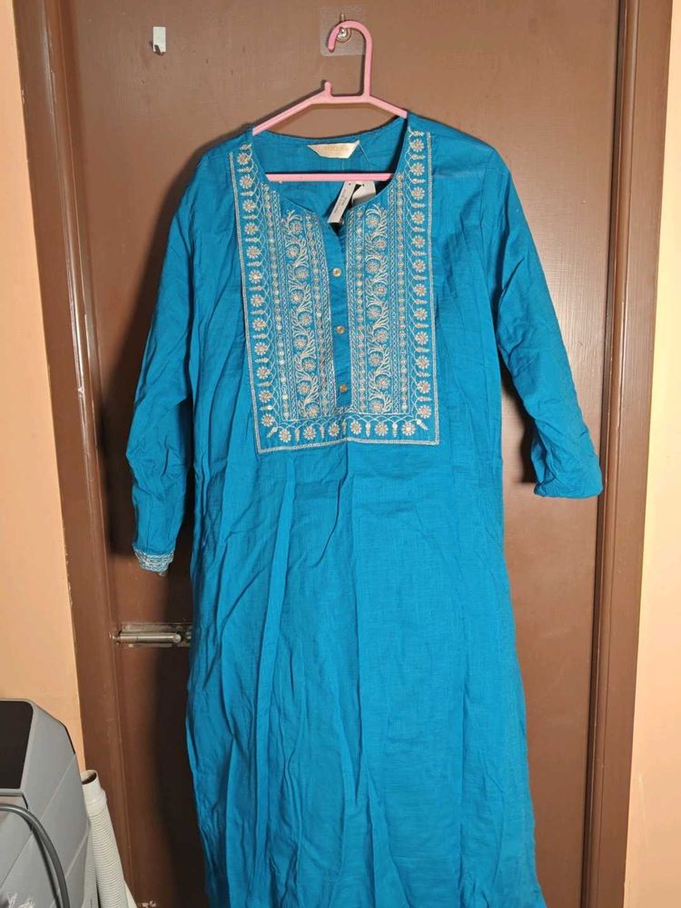 Free delivery Blue Embroidered Kurta