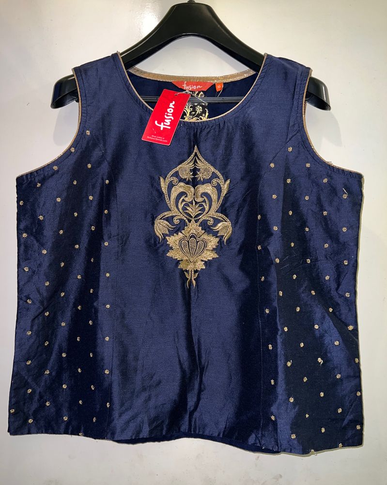 Fusion Ethnic Beautiful Tunic XL Size