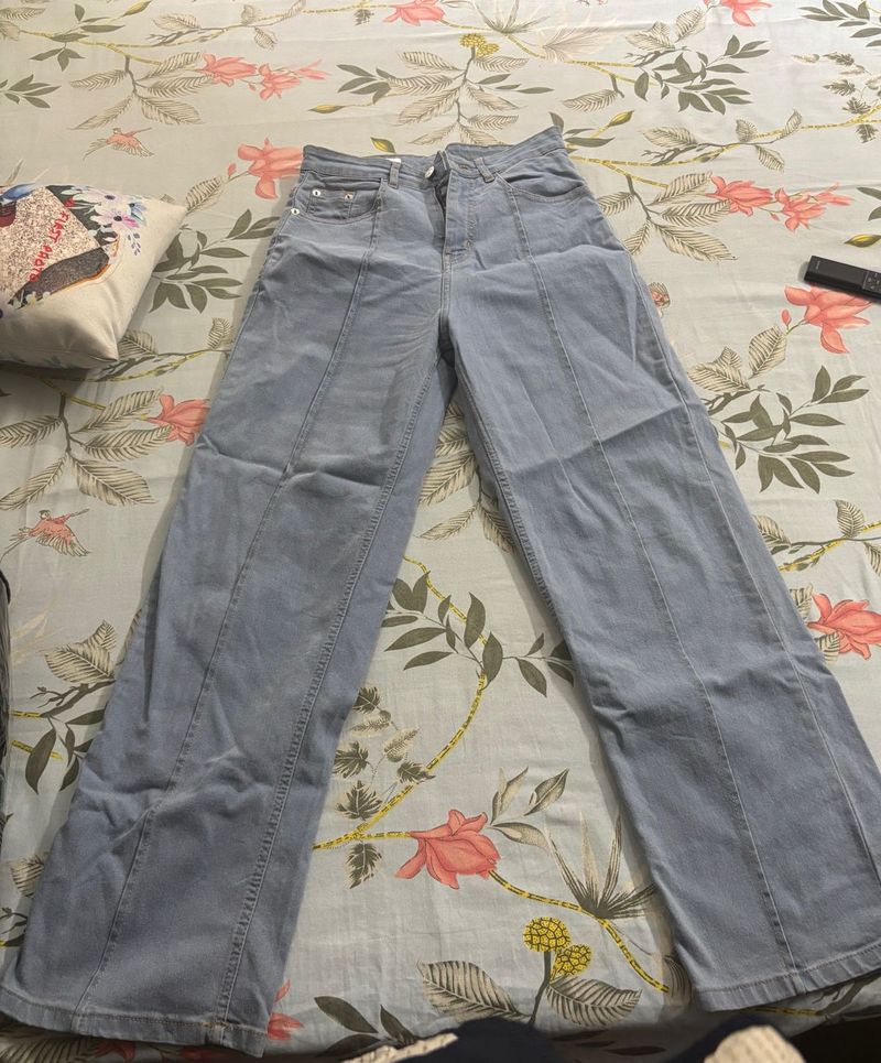 Light Wash Wide Leg Jeans