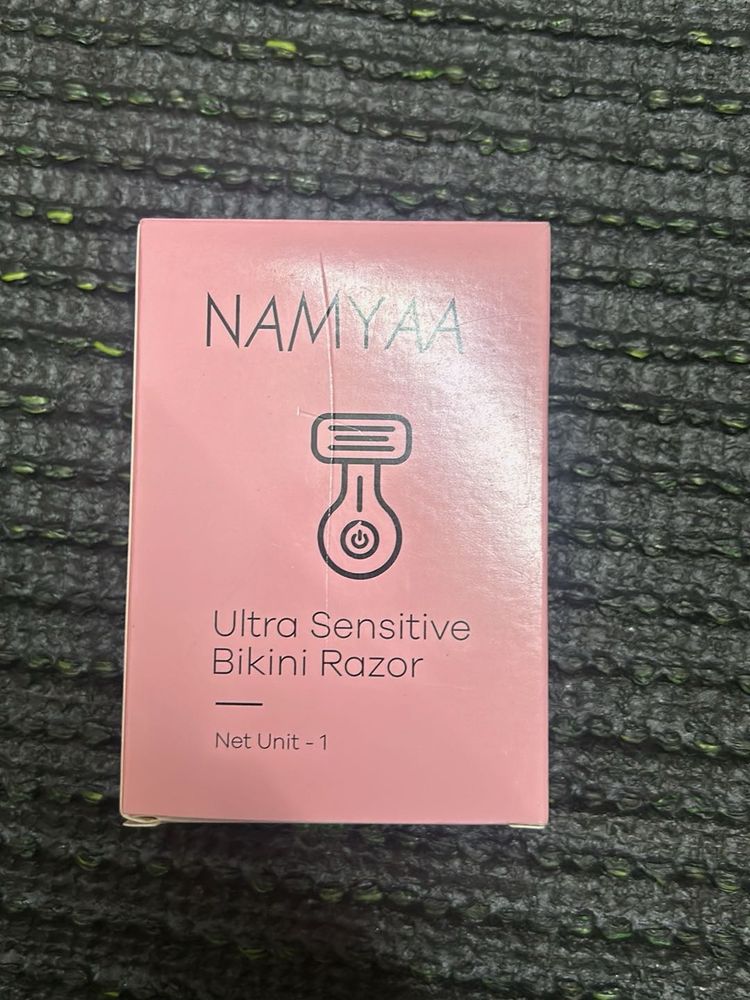 NAMYAA Ultra Sensitive Bikini Razor