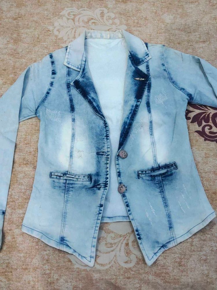 Stylish Denim Blazer