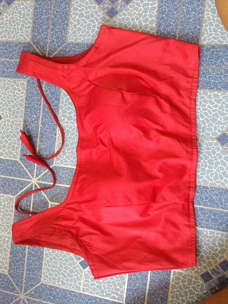 Pad Blouse .Like New Condition Not Used 30/32 Siz