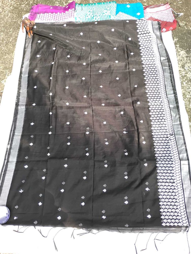 Elegant Black Saree with Silver Motifs