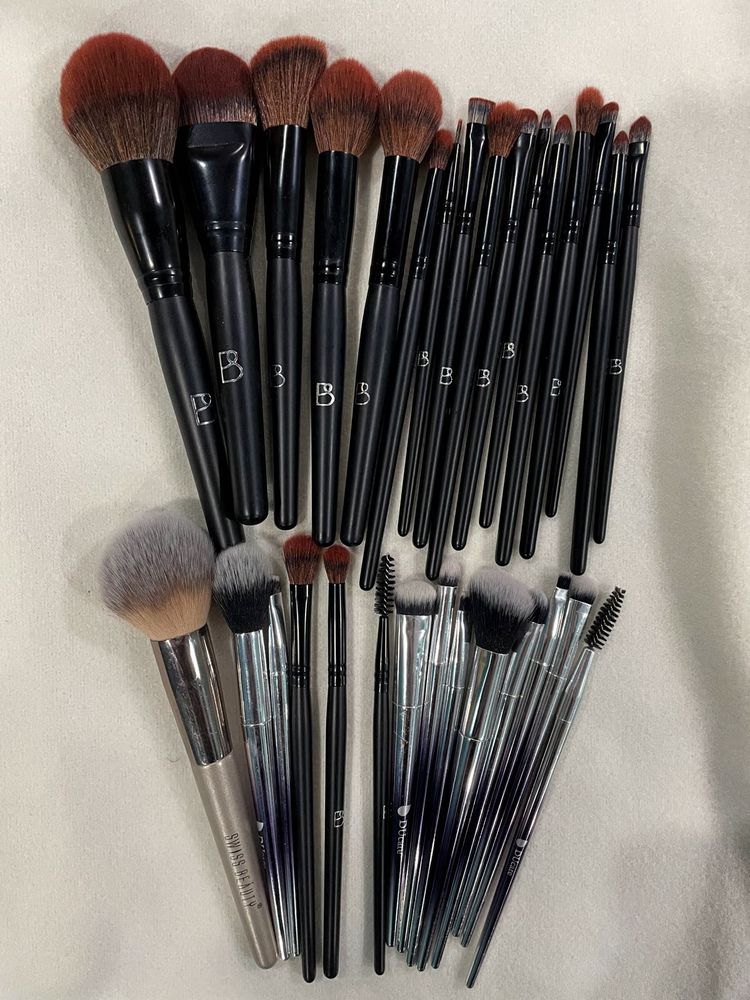 DUCARE Makeup Brush Set of 30