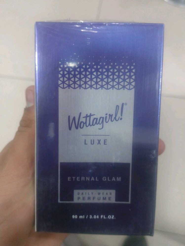 Wottagirl! Luxe Perfume