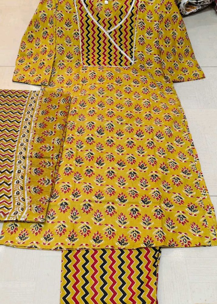 Malmal Cotton Kurti Set For Women