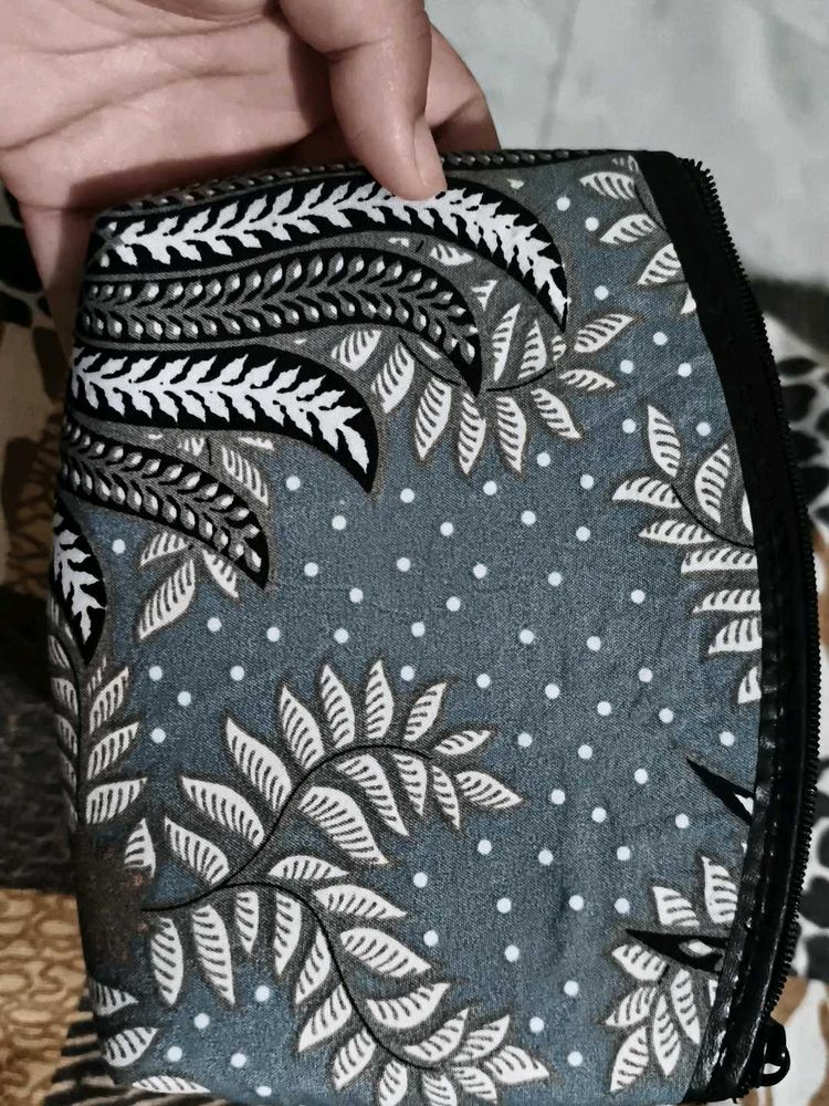 Batik Print Zipper Wallet