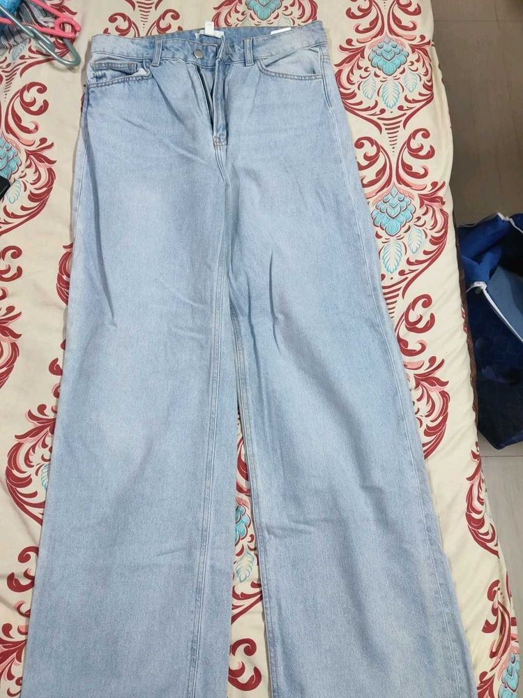 Light Wash Wide Leg Jeans