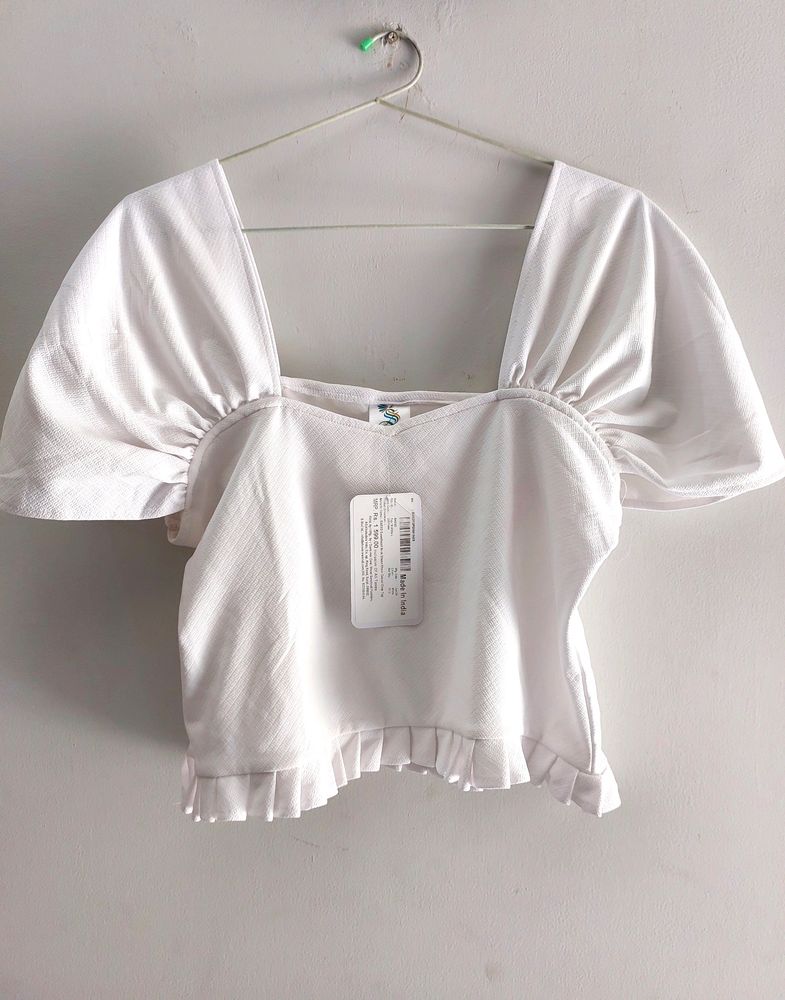 BRAND NEW WHITE TOP WITH TAG SWEETHEART NECKLINE