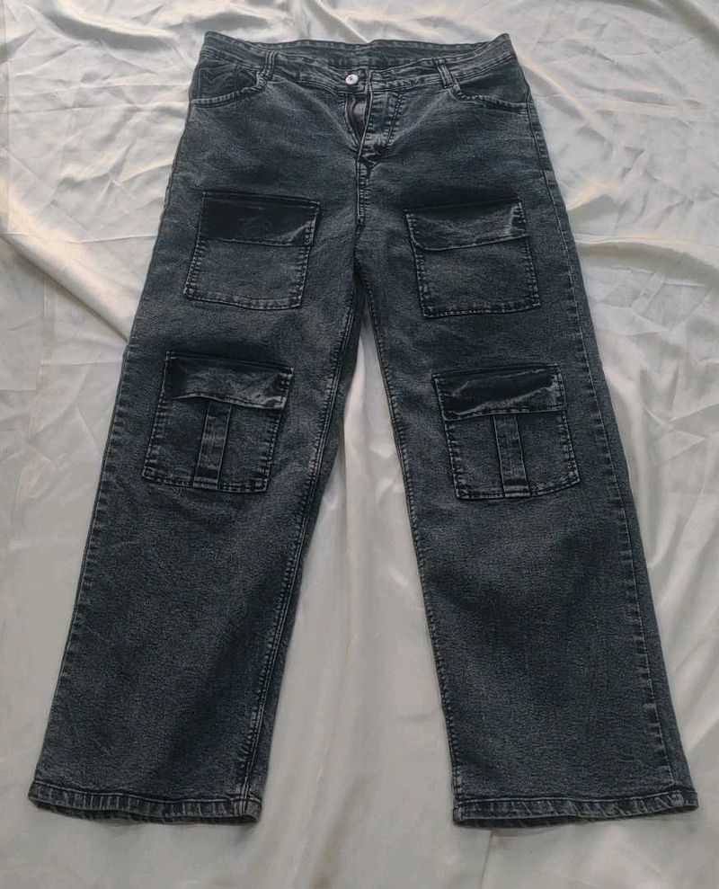 Stylish Cargo Jeans
