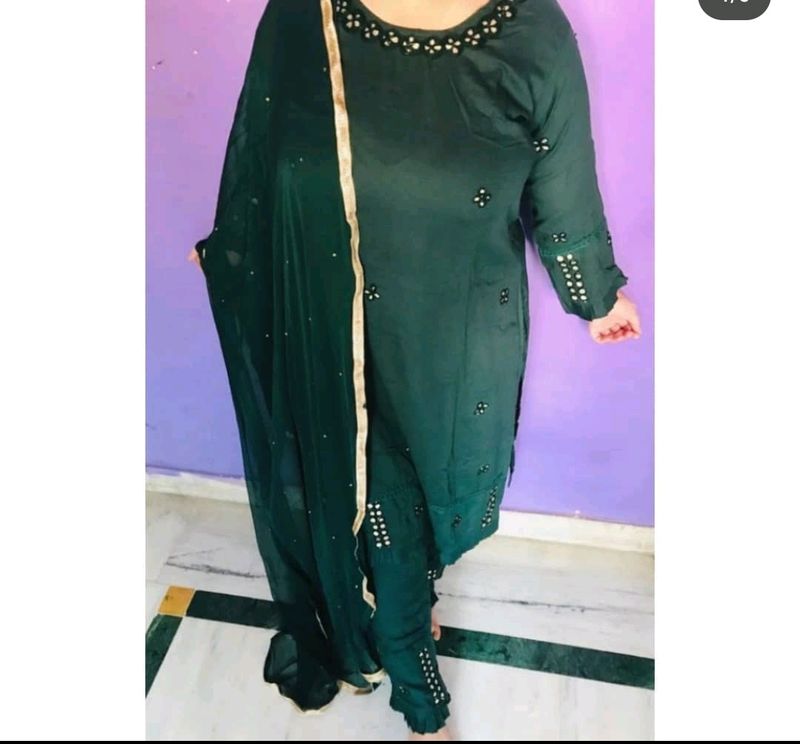 Green Kurta Set With Embroidery Pant And Dupatta.