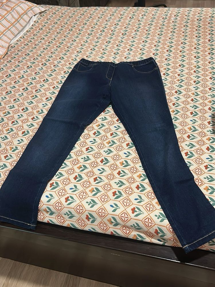 Comfortable Blue Denim Jeans