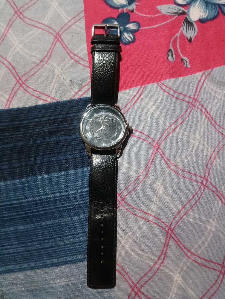 Men's Black Leather Strap Watch