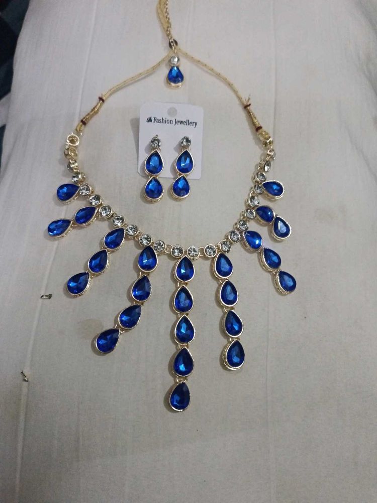 Elegant Blue Stone Jewelry Set