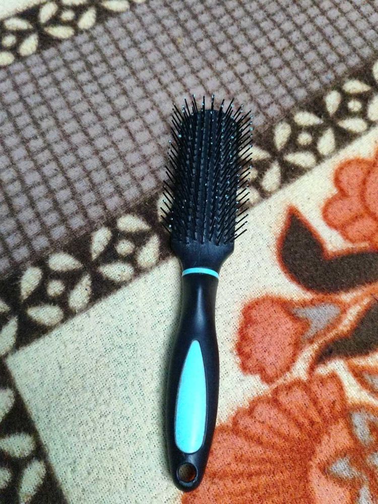Hair Brush - Gently Used