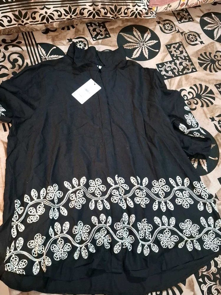Black Kurta with White Floral Embroidery