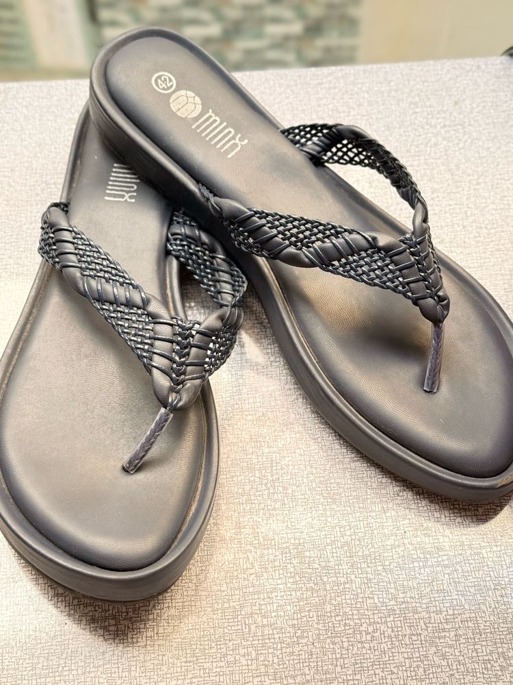 Minx Black Woven Flip-Flops