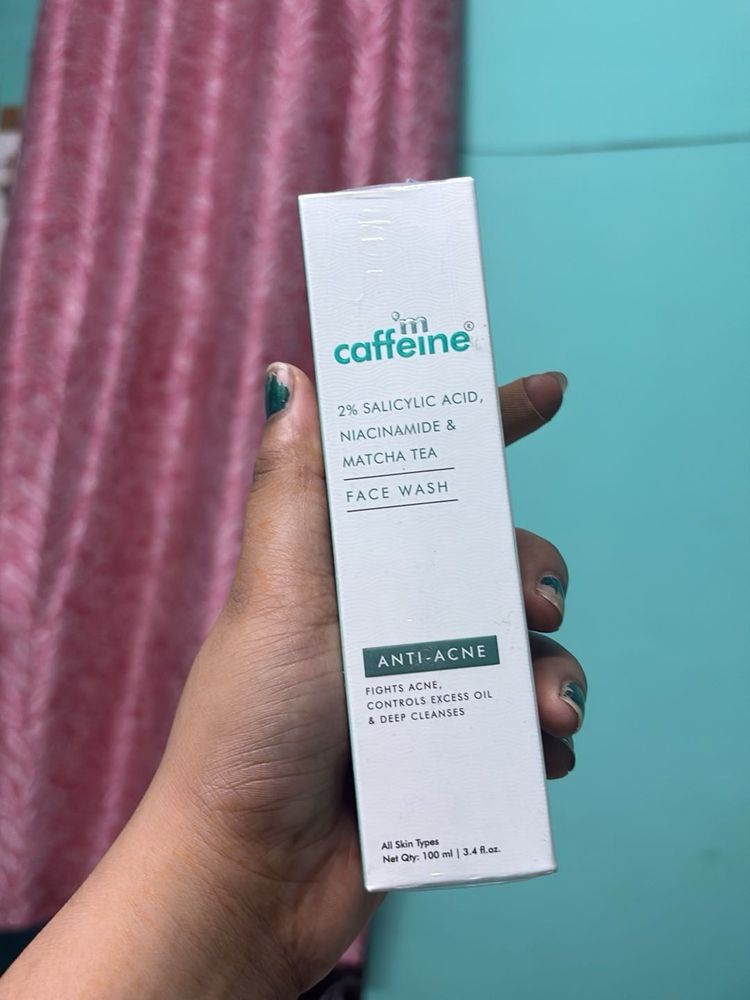 MCaffeine Anti-Acne Face Wash
