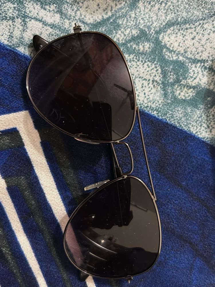 Stylish Aviator Sunglasses