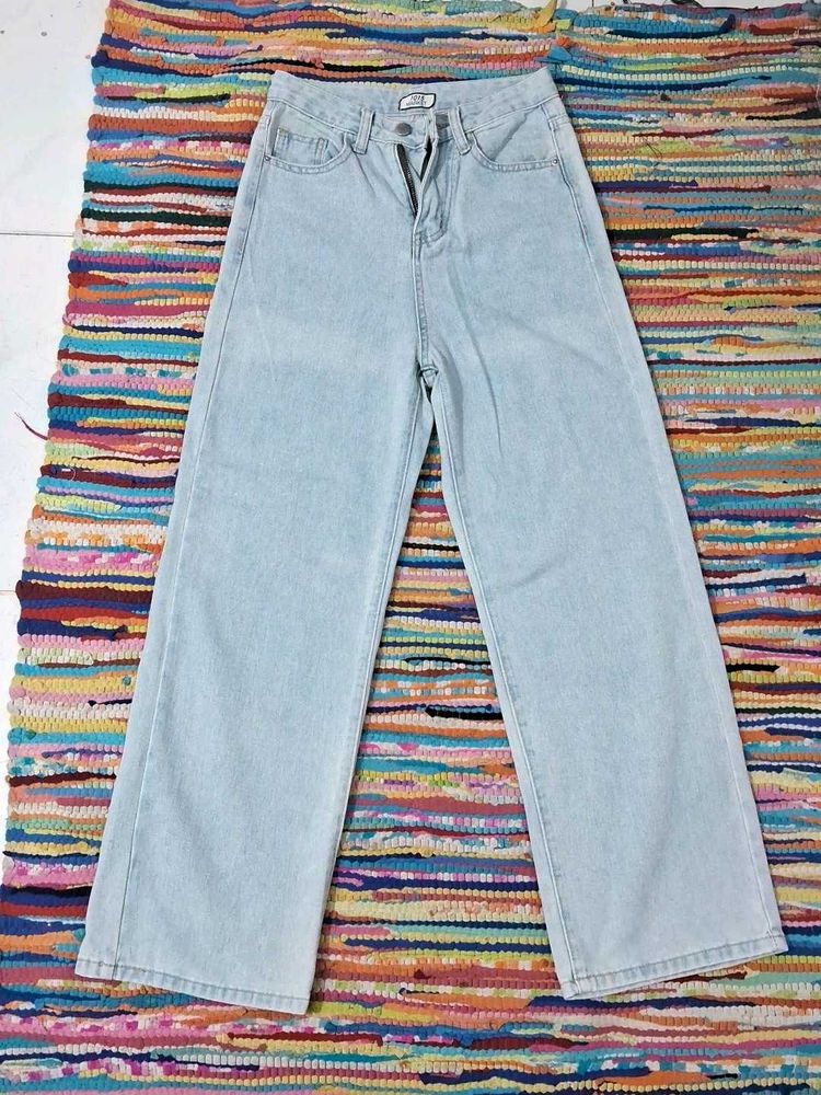 Light Wash Wide Leg Jeans