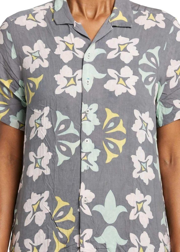Men's Floral Print Short Sleeve Shirt