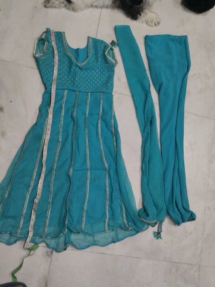 Anarkali suit set for Diwali