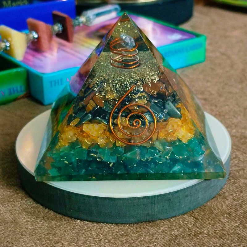🧲💰Money Magnet Pyramid
