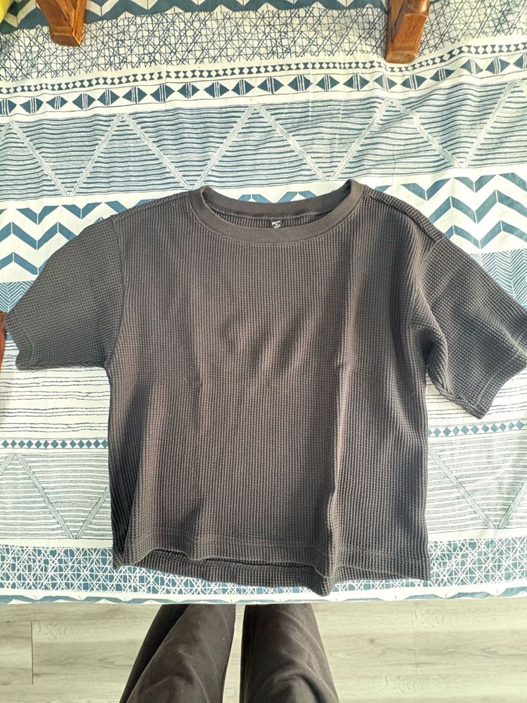 Uniqlo Black Waffle Knit Top