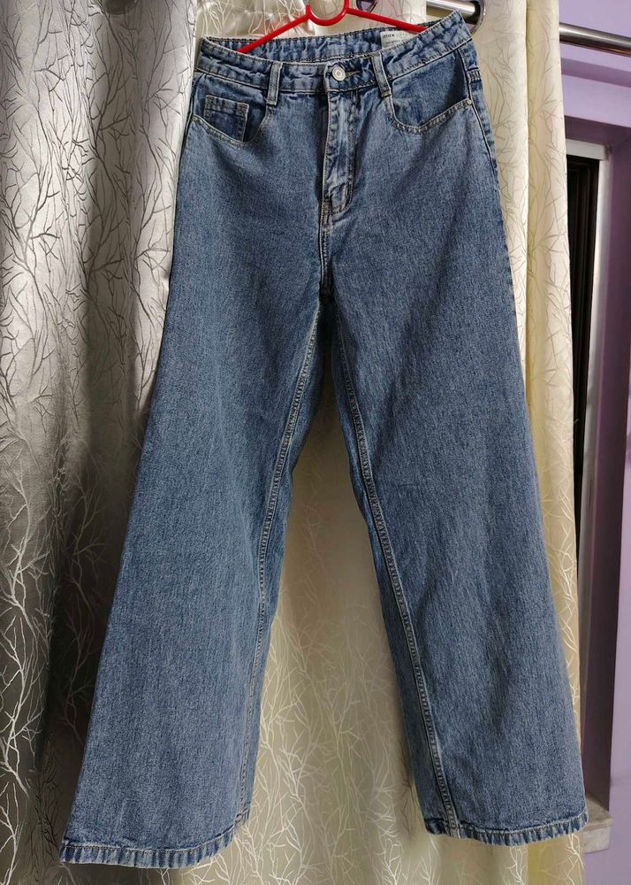 Max Wide Leg Jeans